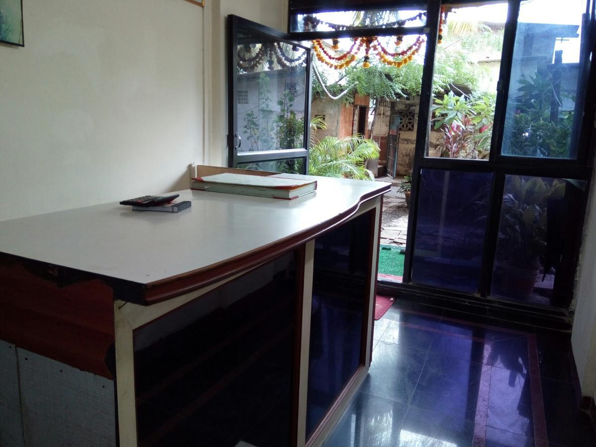 Hotel Sai Samrat Inn Panvel Ngoại thất bức ảnh
