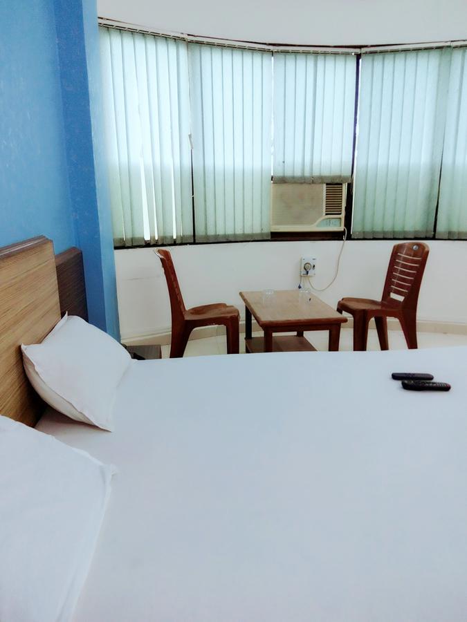 Hotel Sai Samrat Inn Panvel Ngoại thất bức ảnh