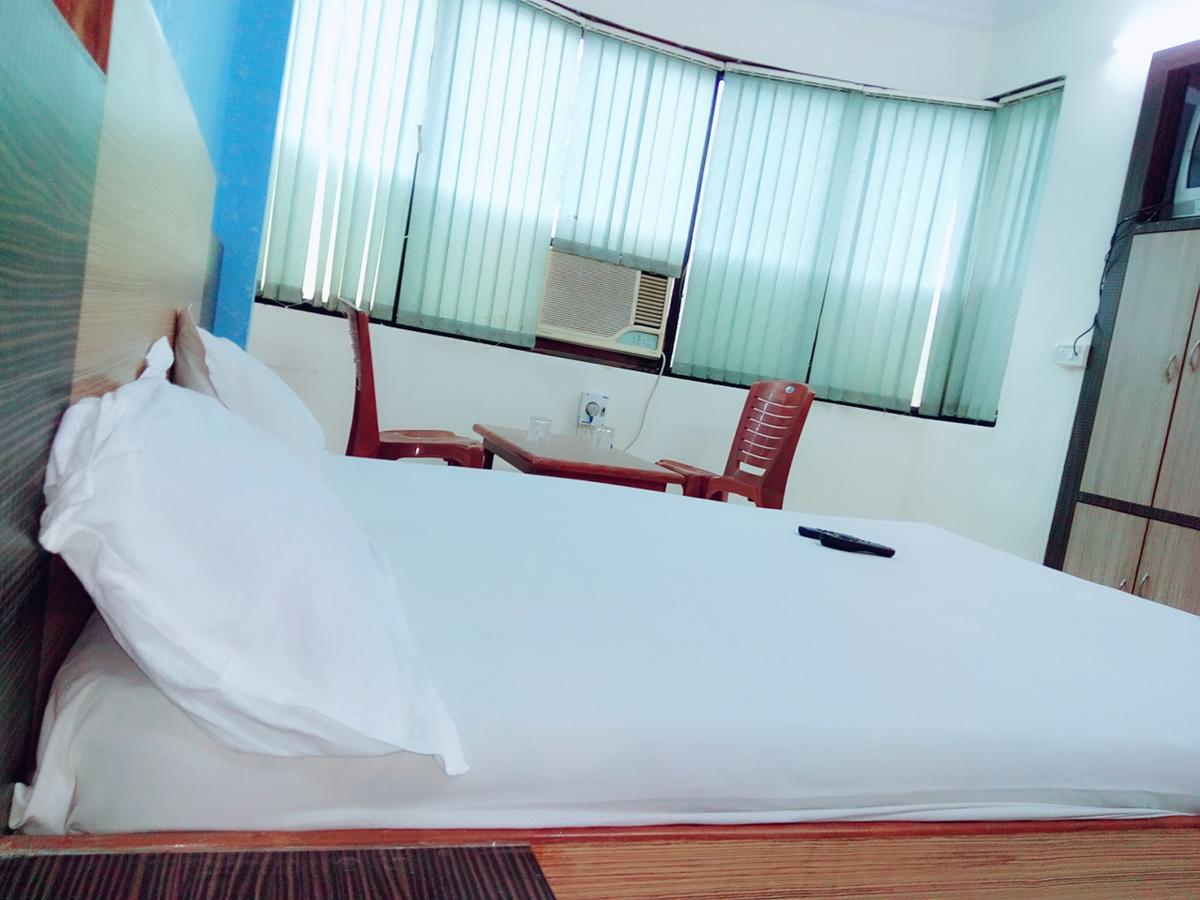 Hotel Sai Samrat Inn Panvel Ngoại thất bức ảnh